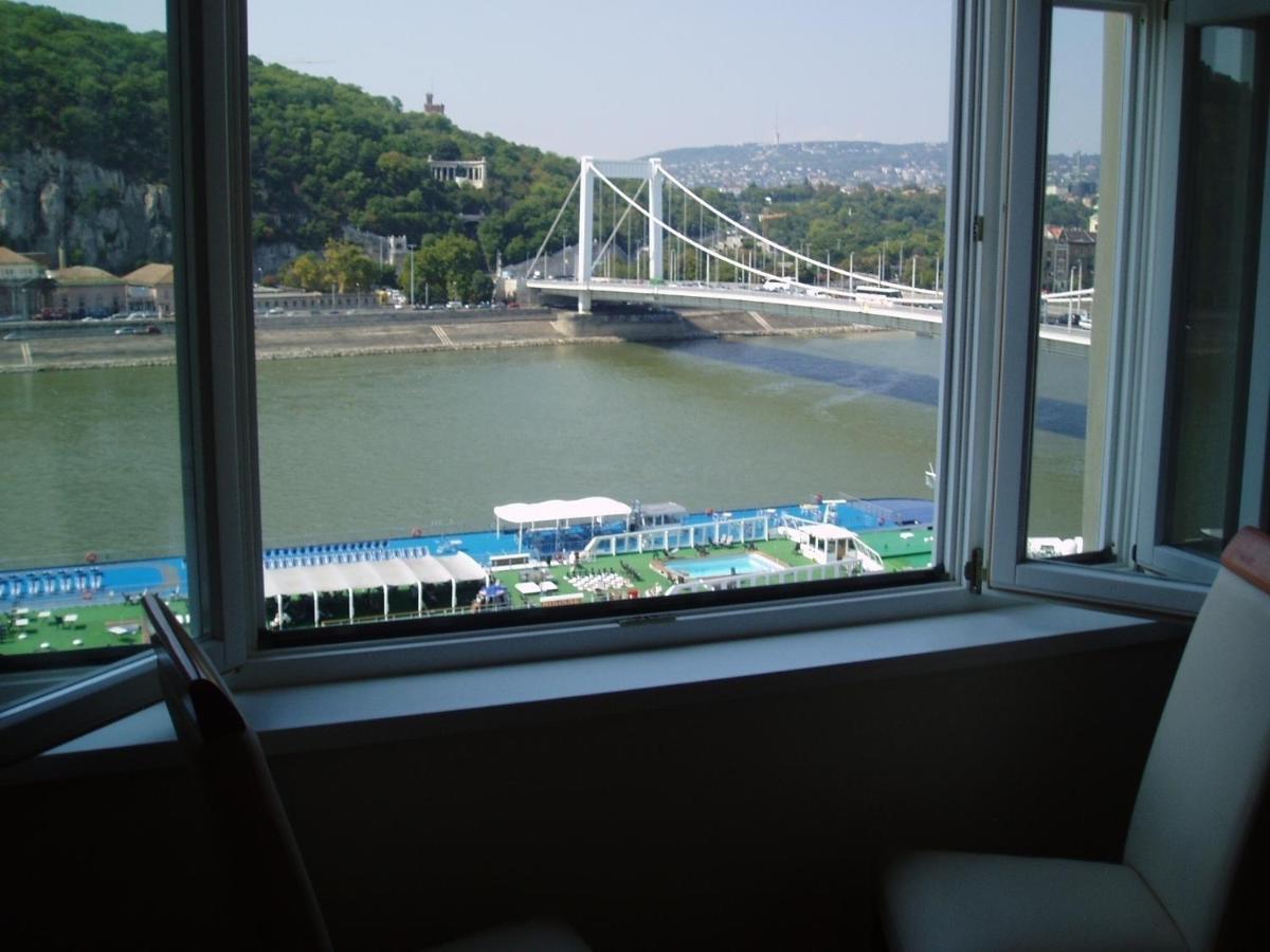 Danube View Apartment Budapest Exterior photo